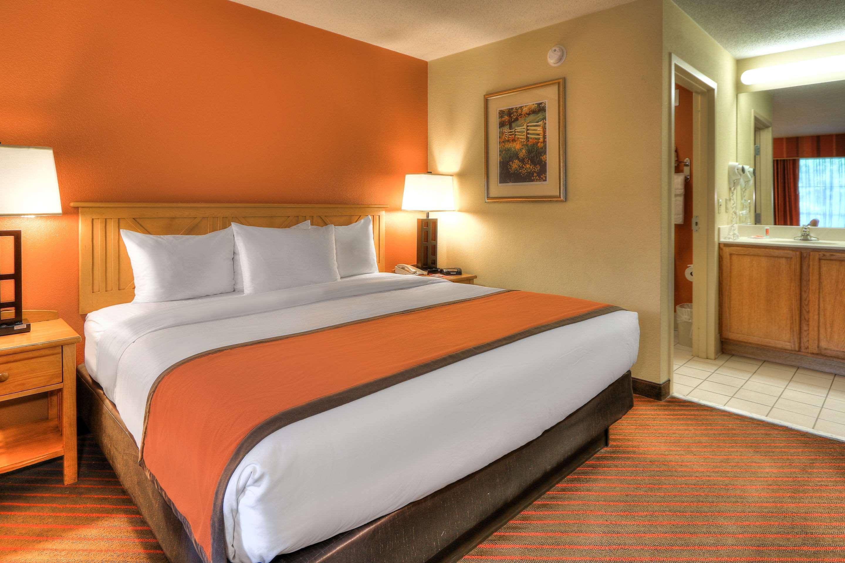 Econo Lodge Pigeon Forge Riverside Habitación foto