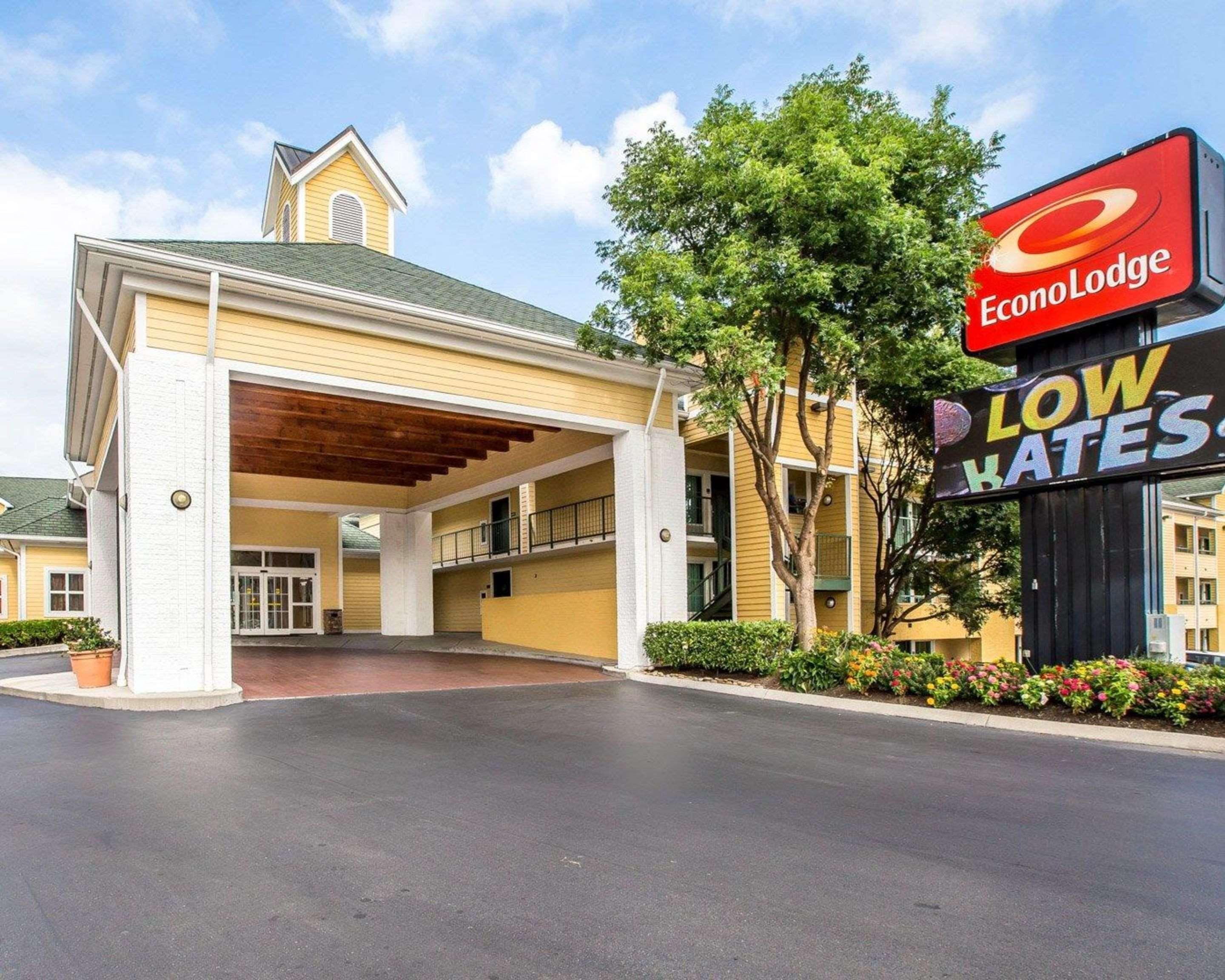 Econo Lodge Pigeon Forge Riverside Exterior foto